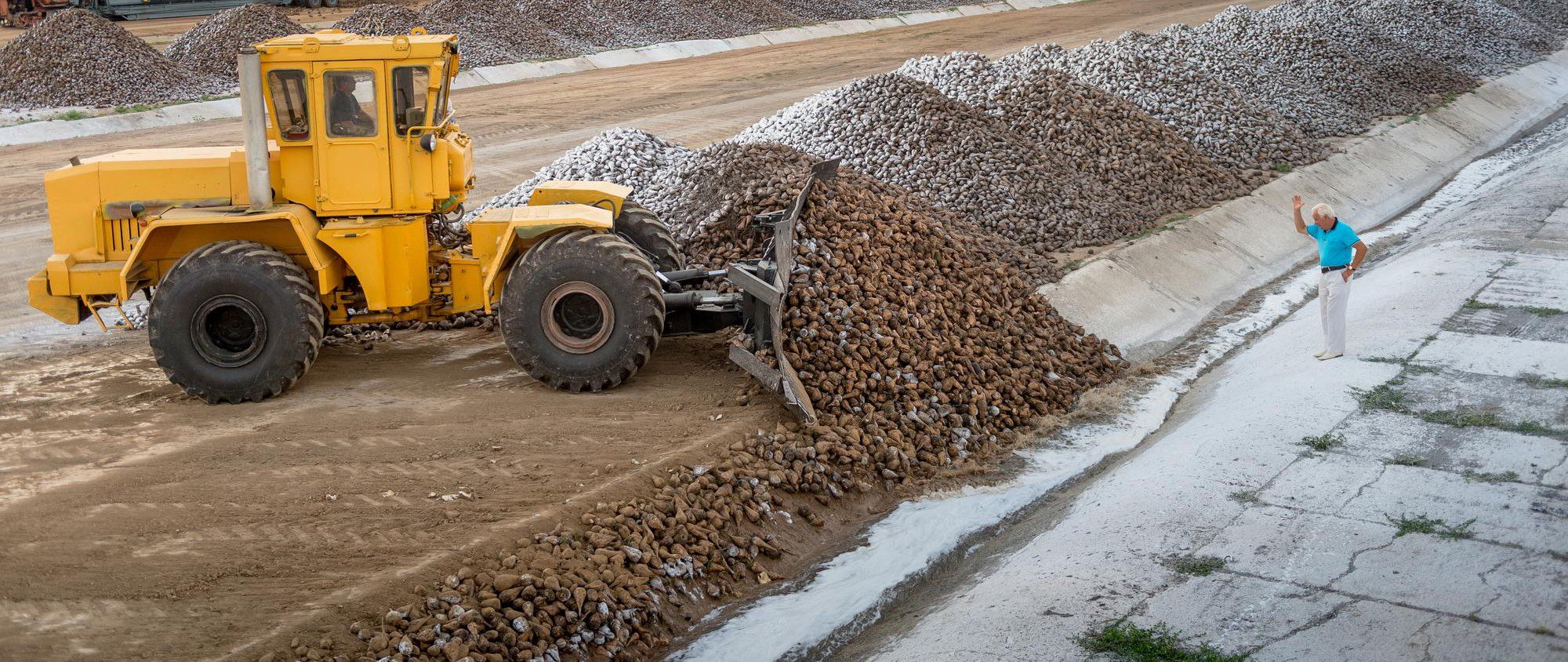 Sand, Gravel & Topsoil Supplier for Your Construction Needs
